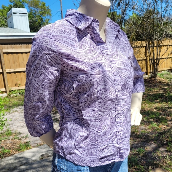 Style & Co Petite: Purple Paisley 3/4 Sleeve, Deep-Cut Button-Down Top, Size 8P - Picture 3 of 16